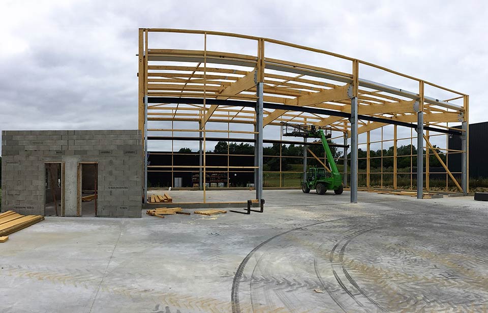 Structure en bois pour un bâtiment industriel